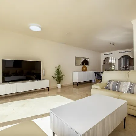 Beach Apartment Sinfonia - 2Br, Pool Estepona Exterior photo