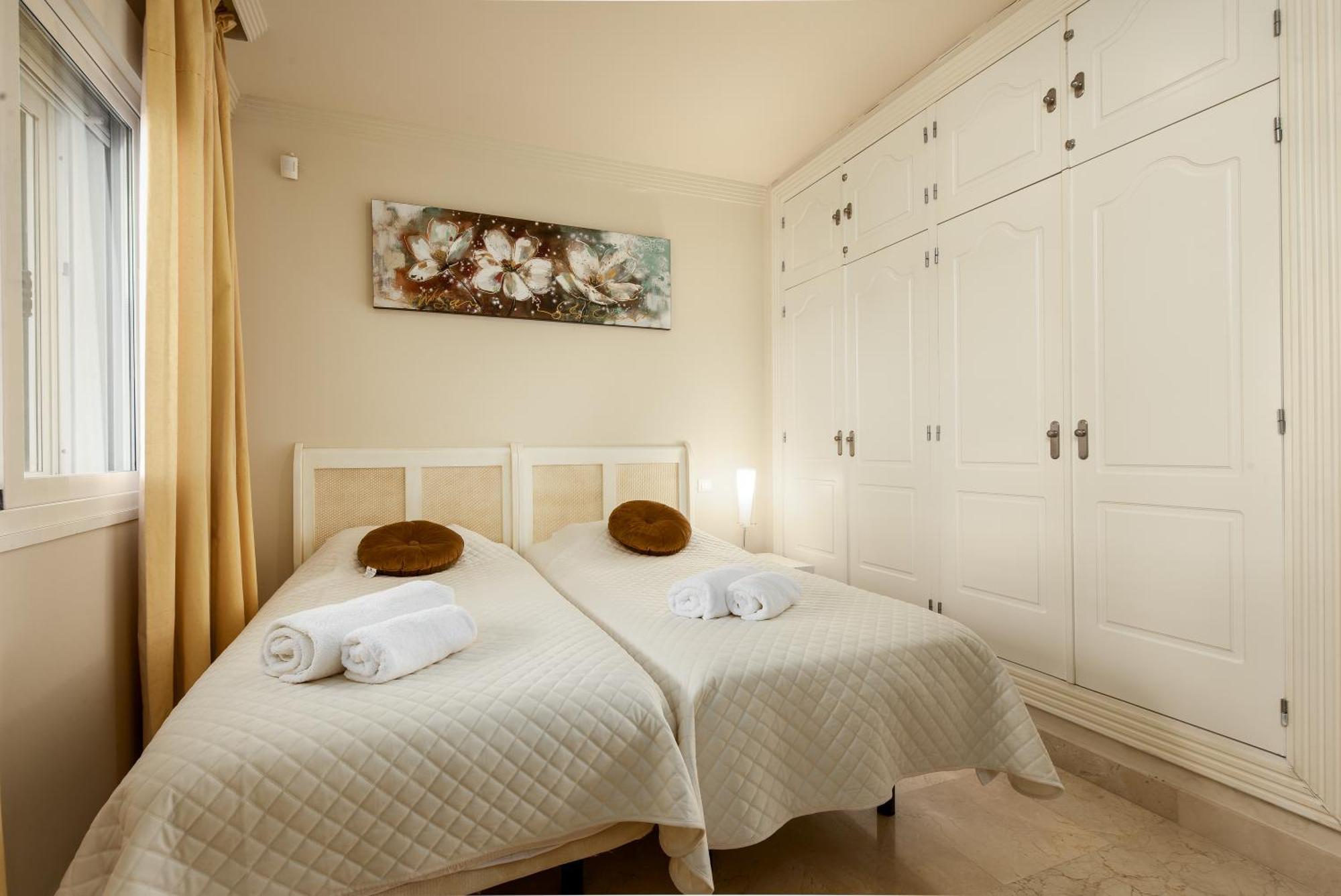 Sinfonia - 2br, Pool *