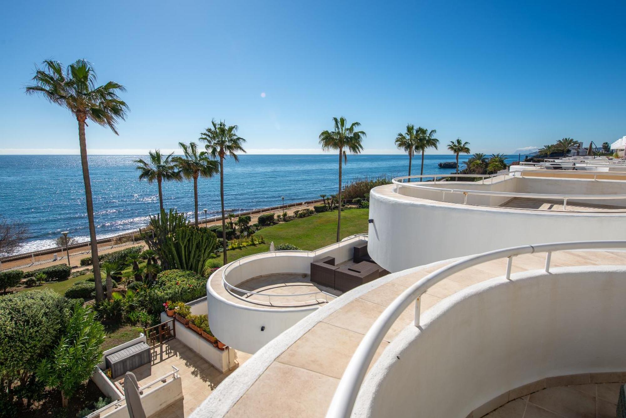 Apartment Sinfonia - 2br, Pool Estepona